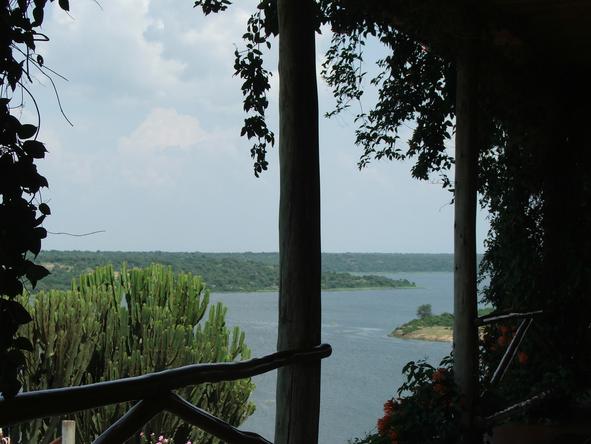 Mweya Safari Lodge - Deck 
